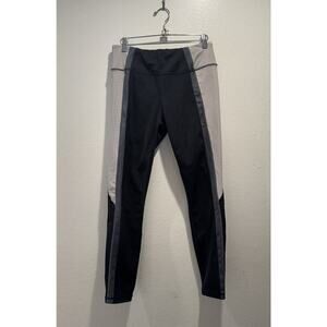 Athleta Women’s Size Medium Colorblock Contender 7/8 Tight Navy Blue Gym Workout